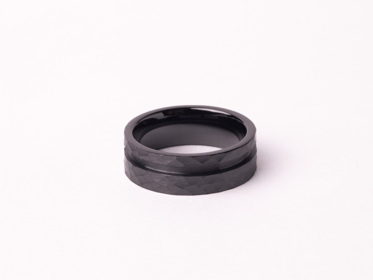 Offset Hammered Black Ceramic Ring Core 8mm/6mm