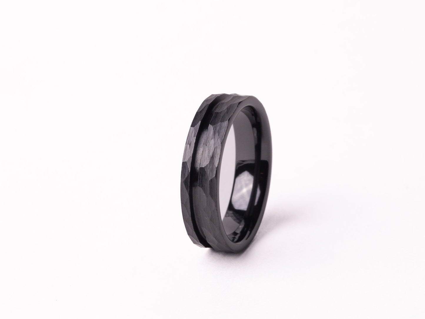 Offset Hammered Black Ceramic Ring Core 8mm/6mm