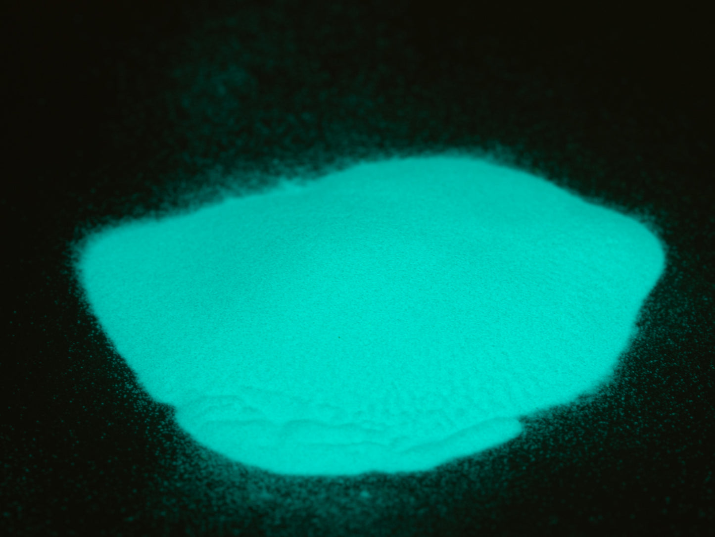 Green-Blue Glow Powder